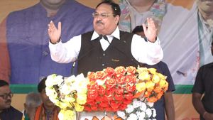 'টালির চালে লুকিয়ে টাকা', শুভেন্দুর গড়ে সভামঞ্চ থেকে চাকরি চুরি নিয়ে তোপ নাড্ডার