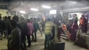 বাসন্তী-কানিংয়ের পর মাড়গ্রাম, বোমা ফেটে মৃত ১, আহত তৃণমূল প্রধানের ভাই