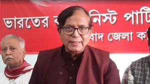 MD Salim:  তৃণমূল-বিজেপির সম্পর্ক কেটলি-কড়াইয়ের মতো! কীভাবে পঞ্চায়েত ভোটে জয়, বার্তা মহঃ সেলিমের