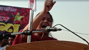 মোদীর কাছে আদানি এখন নরম মাল! বাঁচতে চাইলে শুধরে যান, তৃণমূলকে সতর্ক করলেন মীনাক্ষী 