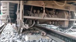 লাইনচ্যুত হাওড়া-আমতা লোকালের একাধিক কামরা! স্তব্ধ ওই লাইনে ট্রেন চলাচল 