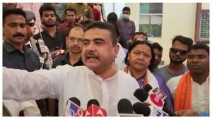  তৃণমূল মানেই চোর! মুখ্যমন্ত্রীর দায়বদ্ধতা নিয়ে প্রশ্ন তুলে DA-এর দাবিতে 'বড়' আন্দোলনের পরামর্শ শুভেন্দুর