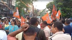 ১২ ঘন্টা উত্তরবঙ্গ বনধের ডাক বিজেপির, বন্ধ হল ইন্টারনেট, জারি ১৪৪ ধারা 