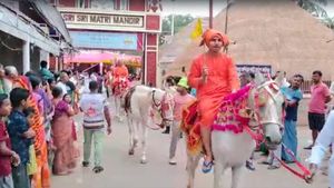 'মাতৃ মন্দির' প্রতিষ্ঠার শতবর্ষ পূর্তি অনুষ্ঠান! উৎসবের চেহারা জয়রামবাটিতে