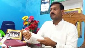 হার মানবে কুন্তল-অয়নের সম্পত্তিও, জীবনকৃষ্ণের কোটি কোটি টাকার সম্পদের হদিশ