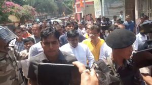 ১৪৪ ধারা রয়েছে, শিবপুরে সুকান্তকে ঢুকতে বাধা, পুলিশের সঙ্গে তর্কাতর্কি বিজেপির রাজ্যসভাপতির