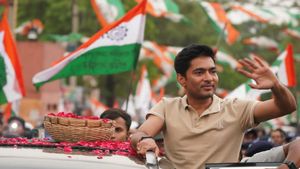 নবজোয়ার কর্মসূচিতে ফের বাঁকুড়ায় অভিষেক বন্দ্যোপাধ্যায়, নজর সুপ্রিম কোর্টেও 