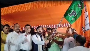কোচবিহারে ফের তৃণমূলে ভাঙন ধরালেন নিশীথ প্রামাণিক! এবার অঞ্চল নেতৃত্বের যোগদান বিজেপিতে 
