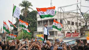 West Bengal Panchayat Election 2023: তৃণমূলের টিকিট বিক্রি হয়েছে দশ লক্ষ টাকায়! বিস্ফোরক অভিযোগ