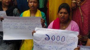 Panchayat Election 2023: অ্যাকাউন্টে টাকা! তৃণমূলের বিরুদ্ধে ভোটারদের প্রভাবিত করার অভিযোগ BJP-র  
