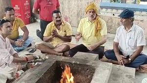 বৃষ্টি চাই, বরুণদেবকে তুষ্ট করতে মহাযজ্ঞ হাওড়ায়