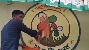 Panchayat Election 2023: তৃণমূলের পার্টি অফিস রাতারাতি হয়ে গেল কংগ্রেসের! অনুব্রত মণ্ডলের জেলায় শোরগোল 