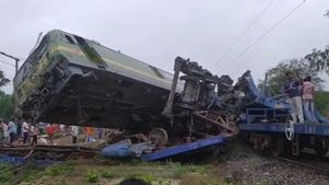 Train Accident: ওন্দার রেল দুর্ঘটনা ফেরাল করমণ্ডলের স্মৃতি! চালকের গাফিলতির দিকেই ইঙ্গিত 