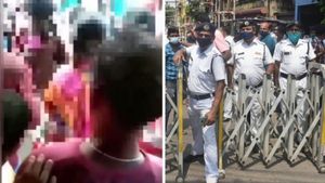 Malda Viral Video: ৯ দিন পর মালদহ-কাণ্ডে তৎপর প্রশাসন, ক্লোজ চার পুলিশ আধিকারিক