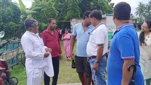 Panchayat Election 2023: তৃণমূল বিধায়কের জন্য কমিশনের অন্য নিয়ম? বিরোধীদের প্রশ্নের মুখে আজব সাফাই অসিতের