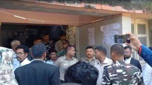কাঠগড়ায় দাঁড়িয়ে অপরাধ কবুল অভিযুক্তের, ছাত্রী-খুনের হাড় হিম করা ঘটনায় শিউরে উঠবেন 