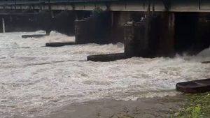 South Bengal Flood: দুর্যোগ কাটলেও দক্ষিণবঙ্গে বন্যা পরিস্থিতি খারাপ হওয়ার আশঙ্কা, আরও জল ছাড়ল  DVC