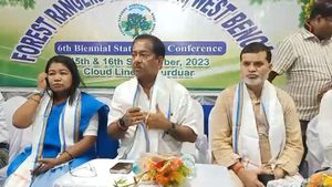 এখন কেমন আছেন জ্যোতিপ্রিয়? মন্ত্রীর ব্যাঙ্ক অ্যাকাউন্ট ফ্রিজ করল ইডি
