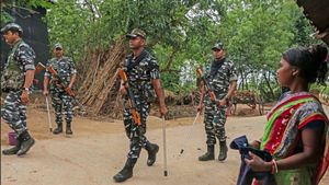 South 24 Parganas: রণক্ষেত্র জয়নগর, বগটুইয়ের কায়দায় জ্বালিয়ে দেওয়া হল একাধিক বাড়ি! মৃত এক