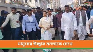 মালদায় হাঁটলেন মুখ্যমন্ত্রী, সাধারণ মানুষের সঙ্গে হাত মিলিয়ে কথা মমতার