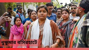 DYFI কর্মসূচি ঘিরে ধুন্ধুমার, শেহ শাহজাহানদের বাড়বাড়ন্ত কীভাবে? 'ফাঁস' করলেন মীনাক্ষী