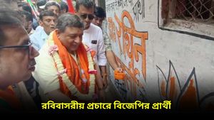 হাওড়ায় প্রচারে নেমে পড়লেন রথীন চক্রবর্তী, ২ লক্ষ ভোটে জেতায় আশাবাদী বিজেপি প্রার্থী