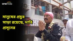 বালিতে ঢাক বাজিয়ে হুড খোলা গাড়িতে প্রচারে প্রসূন, ফুলের বৃষ্টি এলাকায়