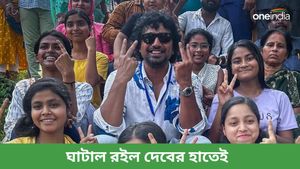 Lok Sabha Election Results 2024: ঘরের ছেলে দেবকেই বেছে নিলেন ঘাটালবাসী, হেরে কারচুপির অভিযোগ হিরণের