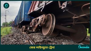 Goods Train Derailed: বিশাল আওয়াজ, লাইন থেকে ছিটকে গেল একাধিক বগি! ফের রেল দুর্ঘটনা বাংলায়