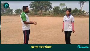 বাঁকুড়ার প্রত্যন্ত গ্রাম থেকে 'কর্তব্য পথে' রিয়া, পা মেলাবেন ২৬ এর প্যারেডে! জার্নিটা শুনলে স্যালুট জানাবেন