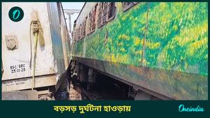 Indian Rail Accident: তিরুপতি এক্সপ্রেসে ধাক্কা রেলের পার্সেল ভ্যানের, ভয়াবহ ট্রেন দুর্ঘটনা হাওড়ায়