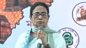  ‘কেউ দানবিক, পাশবিক হলে আমরা কি করে মানবিক হব?’, আরজি কর রায় নিয়ে ফের অসন্তোষ মুখ্যমন্ত্রীর