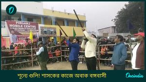 Firing in Malda: ১...২...৩ চলল একের পর এক গুলি! 'দাদা'দের কীর্তির ভিডিও ভাইরাল, মামলা রুজু পুলিশের