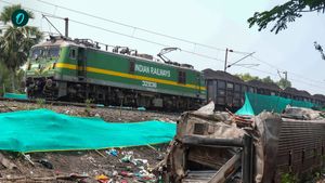 উত্তরবঙ্গে ফের দুর্ঘটনার কবলে রেল, কোচবিহারে ছড়াল আতঙ্ক