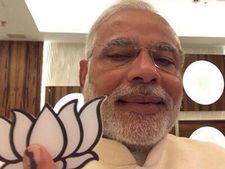 આજે નરેન્દ્ર મોદી સાંજે વડોદરા અને અમદાવાદમાં જાહેર સભા સંબોધશે