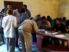પંચાયત ચૂંટણી માટે રાજકોટમાં મતદાન