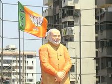 PMના સ્વાગતમાં સુરતના શણગાર..જુઓ તસવીરો..