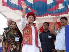 સરદારની મૂર્તિ પર લખાશે 