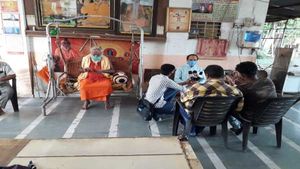 સુરતમાં આ વર્ષે ગણેશ ઉત્સવ સાદગીપૂર્ણ રીતે ઉજવવાનો કરાયો નિર્ણય