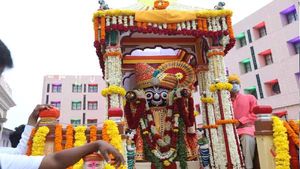 અમદાવાદમાં જગન્નાથજીની રથયાત્રાનો શુભારંભ, મુખ્યમંત્રી રૂપાણીએ કરી પહિંદ વિધિ
