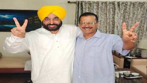 Gujarat Elections 2022 : પંજાબની જીત બાદ AAP ગુજરાતની ચૂંટણીમાં ઝંપલાવશે, એપ્રિલમાં કેજરીવાલ-માનનો રોડ શો