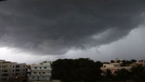 આજે દક્ષિણ ગુજરાતમાં વરસાદની આગાહી, જાણો કયા જિલ્લાઓમાં થશે મેઘવર્ષા