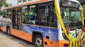 રાજકોટ, સુરેન્દ્રનગર-દૂધરેજ અને ભૂજ નગરપાલિકાને બસ સેવા માટે ૧ર૧ કરોડ ફળવાયા!