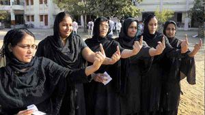 Gujarat Election: ગુજરાતમાં મુસલમાનો કોને મત આપશે? મુસ્લિમ બહુમતી ધરાવતી બેઠકોનુ રુઝાન જુઓ અહીં