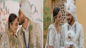 Axar Patel Wedding: અક્ષર અને મેહા પટેલ પરિણય સૂત્રમાં બંધાયા, ક્રિકેટરે પત્ની સાથે કર્યો રોમેન્ટીક ડાંસ