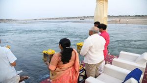 વડોદરામાં ગંગા દશહરા મહોત્સવમાં સહભાગી થતા મુખ્યમંત્રી ભૂપેન્દ્ર પટેલ