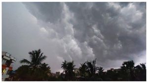 Weather Gujarat: વરસાદનુ જોર ઘટ્યુ, ખેડૂતો ચિંતામાં, હવે કેવુ રહેશે ચોમાસુ, અહીં જાણો આગાહી