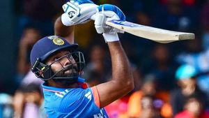 IND vs AUS: રાજકોટમાં ચોરાયો કેપ્ટન રોહિત શર્માનો iPhone