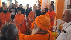 સાળંગપુર વિવાદ : સ્વામિનારાયણ સંપ્રદાયનો બહિષ્કાર કરશે સાધુ - સંતો