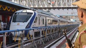Vande Bharat train : સૌરાષ્ટ્રવાસીઓ માટે સારા સમાચાર, હવે આ રૂટ માટે શરૂ થશે વંદે ભારત ટ્રેન
